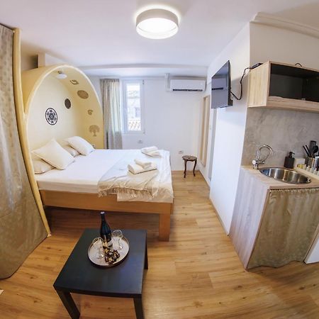 Plutus Apartments And Rooms With Free Parking Capodistria Esterno foto
