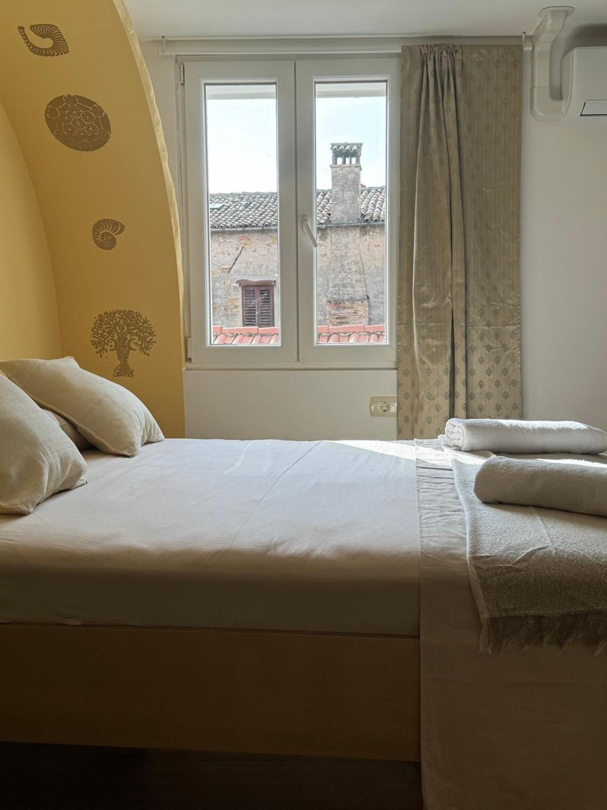 Plutus Apartments And Rooms With Free Parking Capodistria Esterno foto
