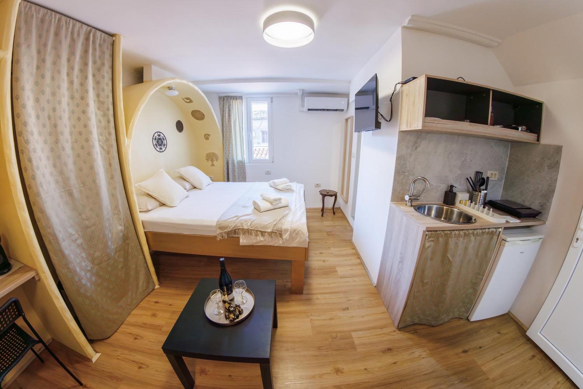 Plutus Apartments And Rooms With Free Parking Capodistria Esterno foto